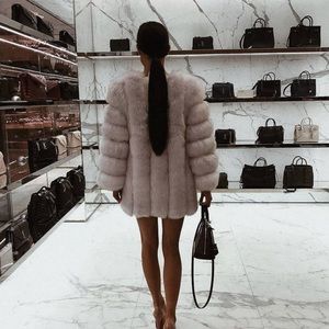 Meet your Posher, Luxeshop_xo